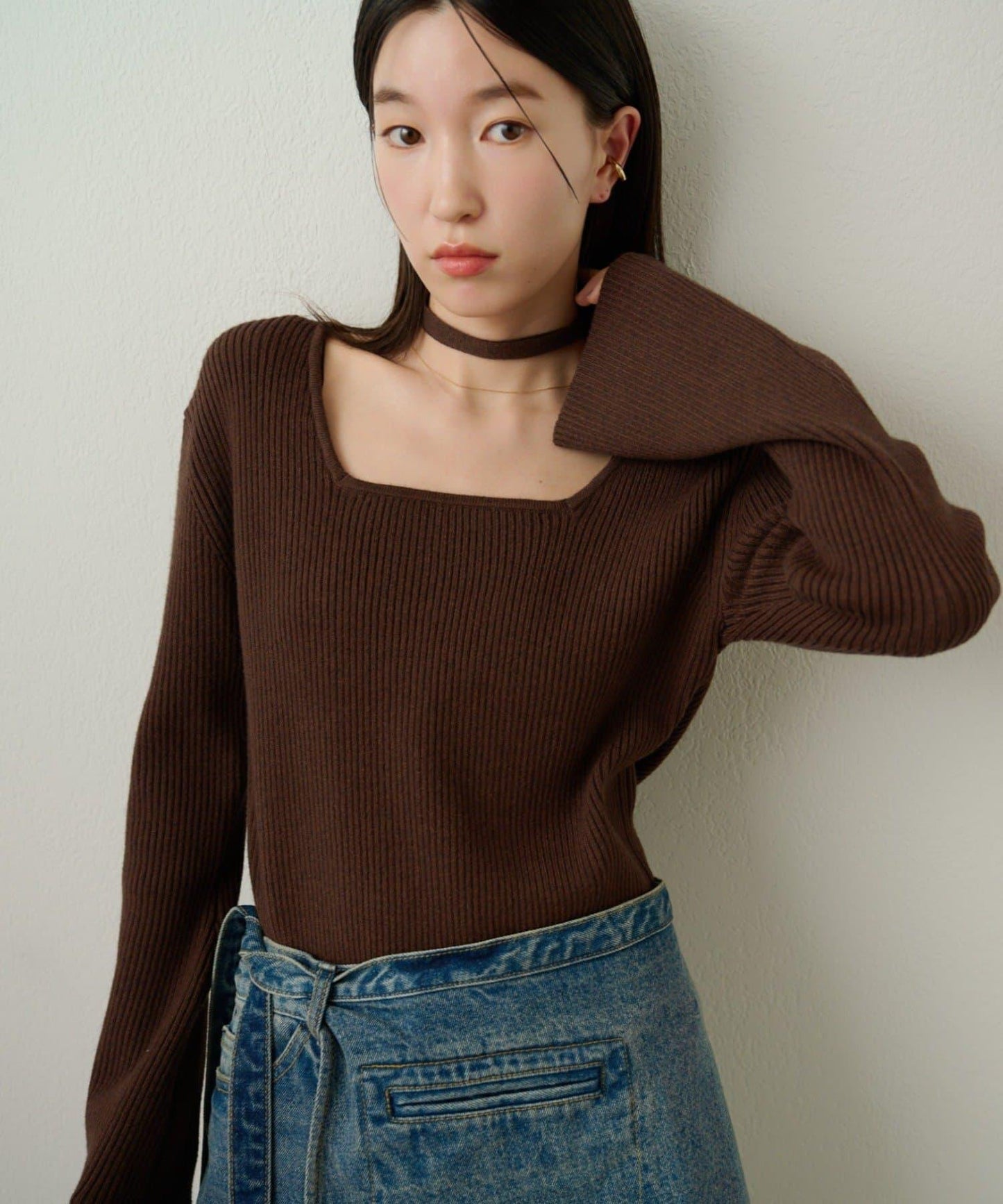 附項圈羅紋方領針織衫