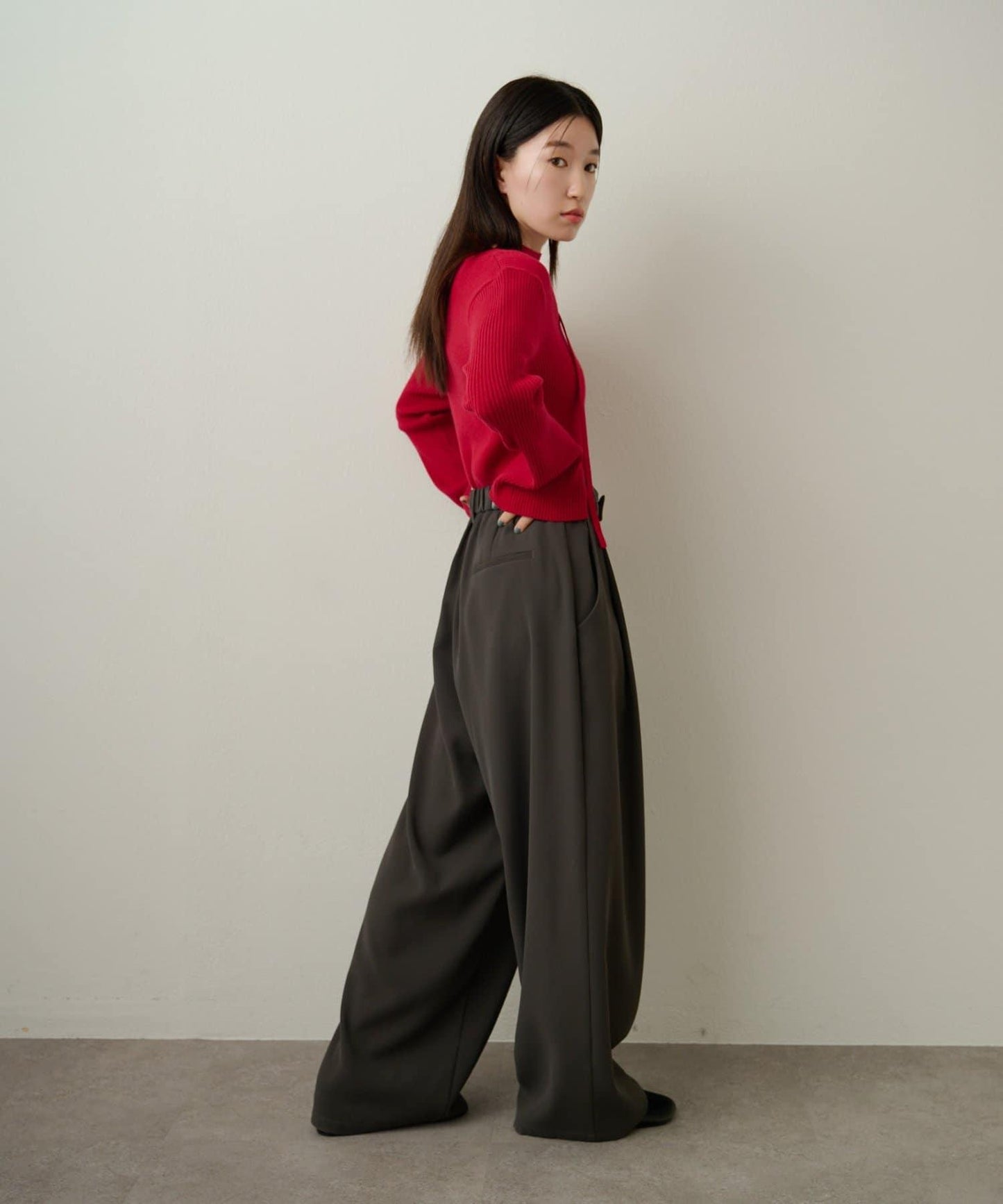 附項圈羅紋方領針織衫