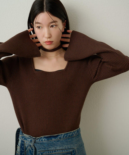 附項圈羅紋方領針織衫