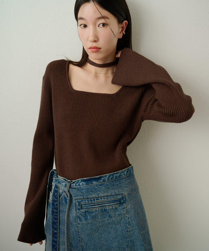 附項圈羅紋方領針織衫