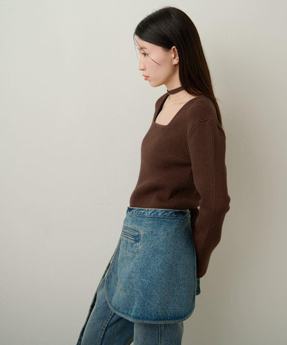 附項圈羅紋方領針織衫