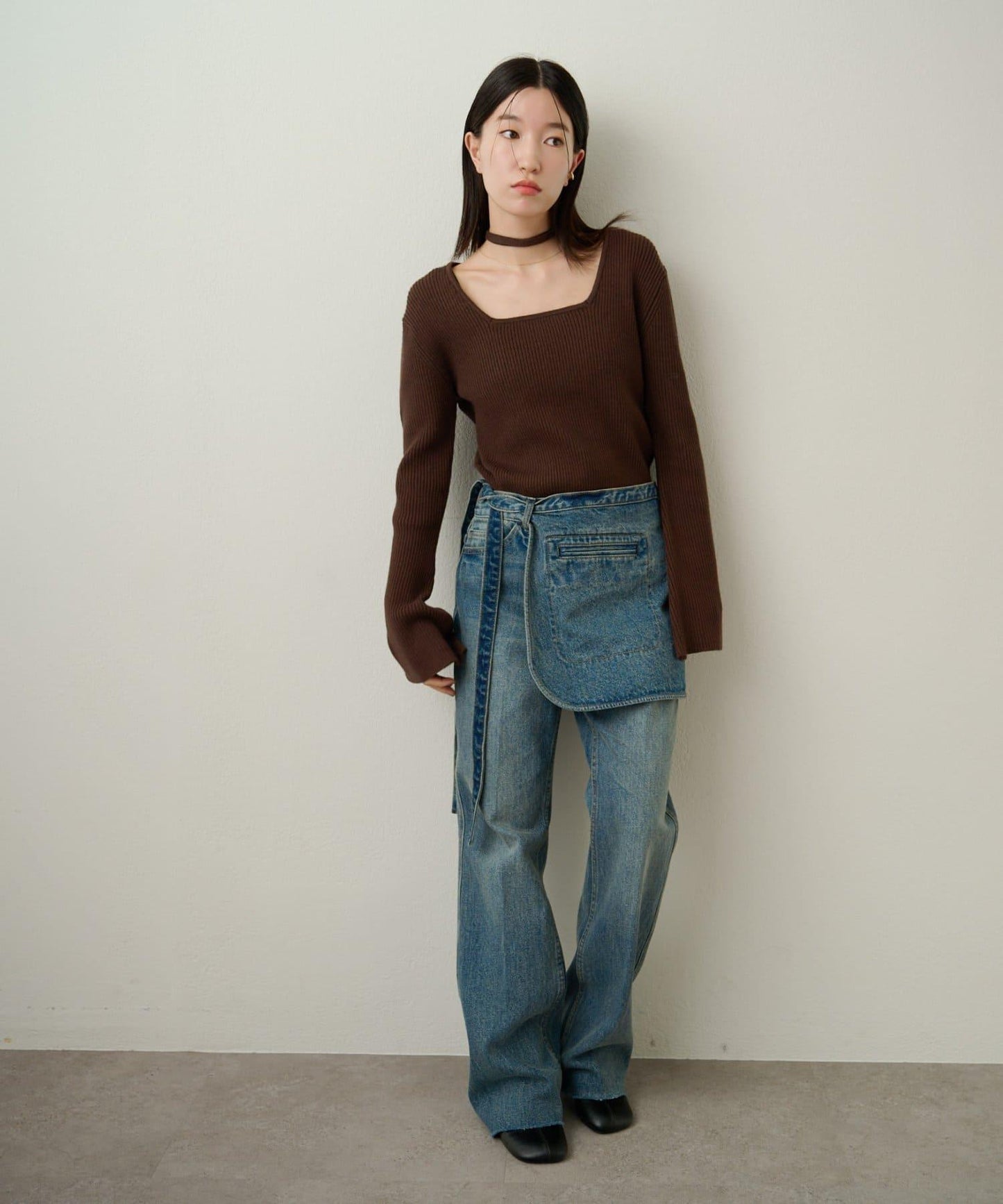 附項圈羅紋方領針織衫