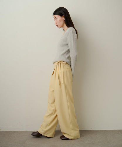 附項圈羅紋方領針織衫