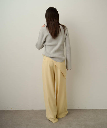 附項圈羅紋方領針織衫