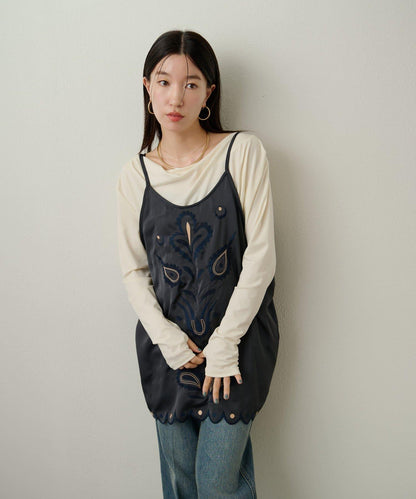 緞面刺繡吊帶長款上衣