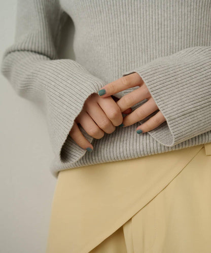 附項圈羅紋方領針織衫