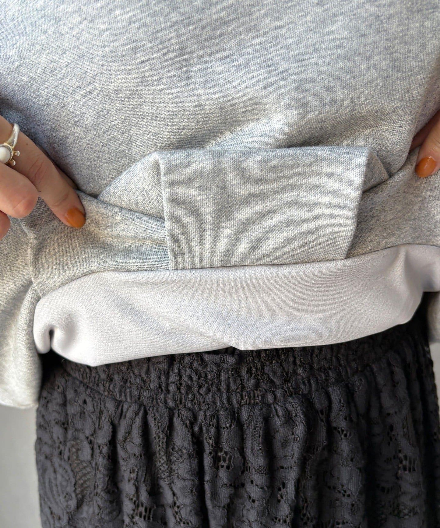 衛衣面料袖褶裝飾套頭衫