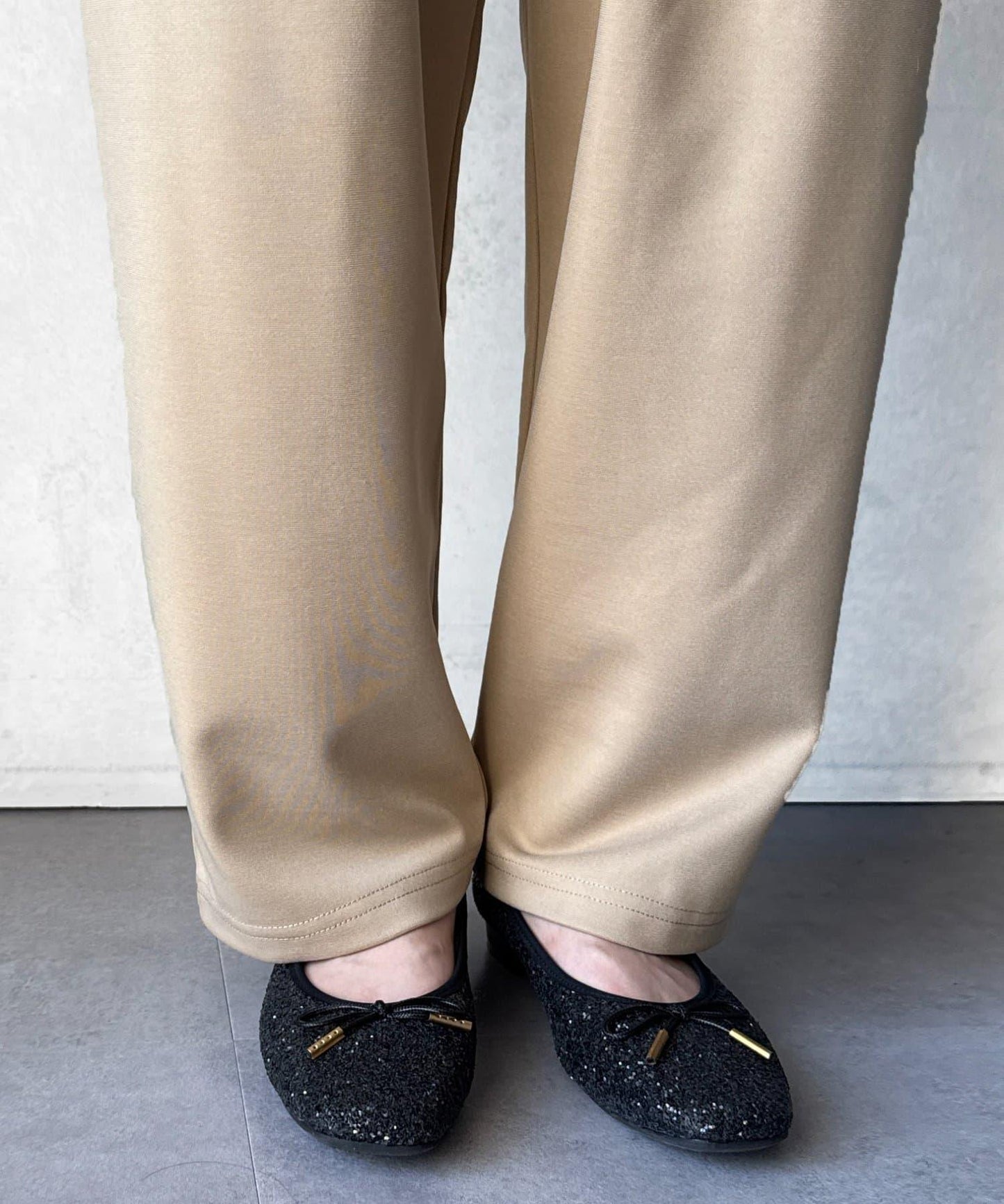 剪裁褶皺錐形褲