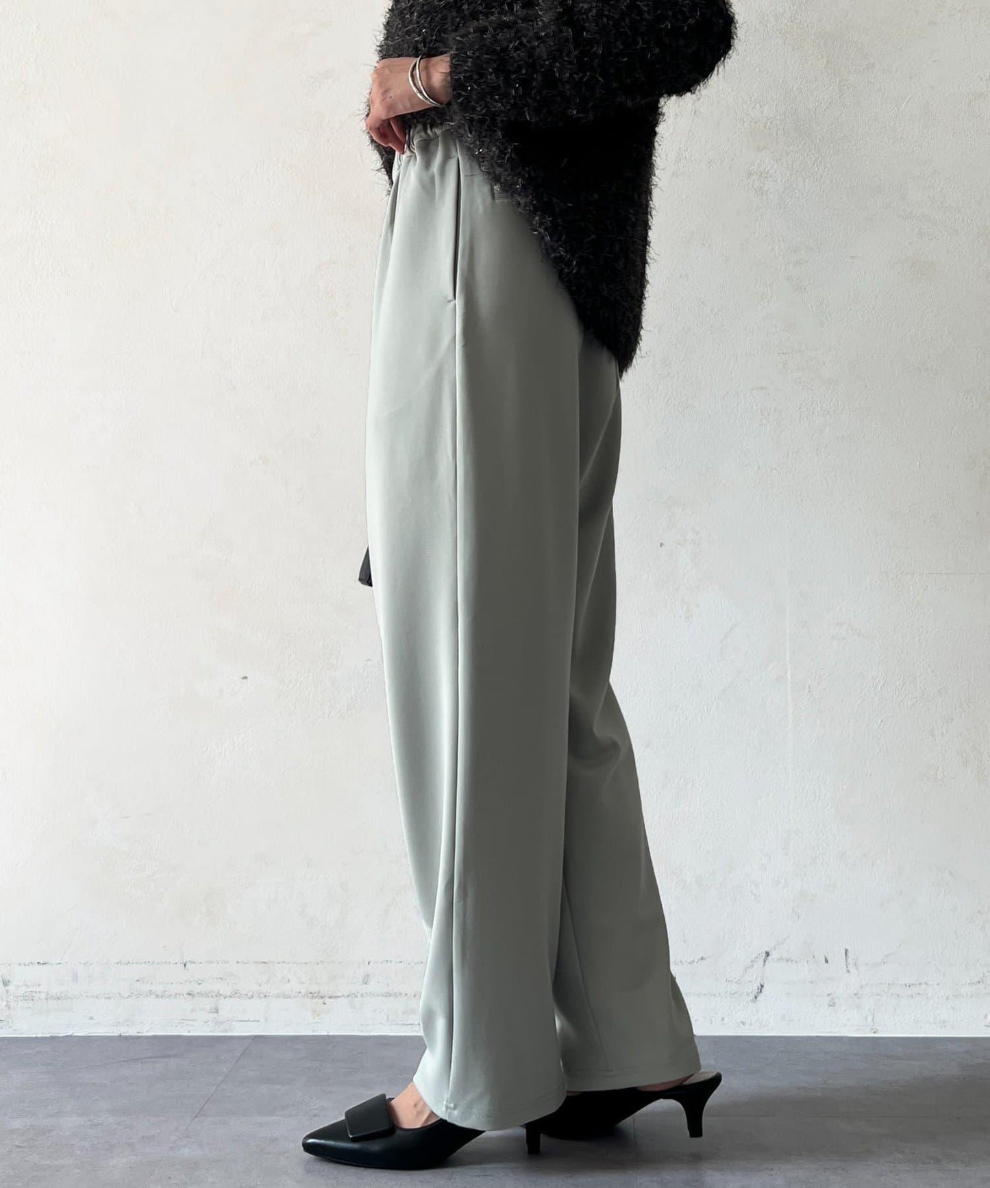 剪裁褶皺錐形褲