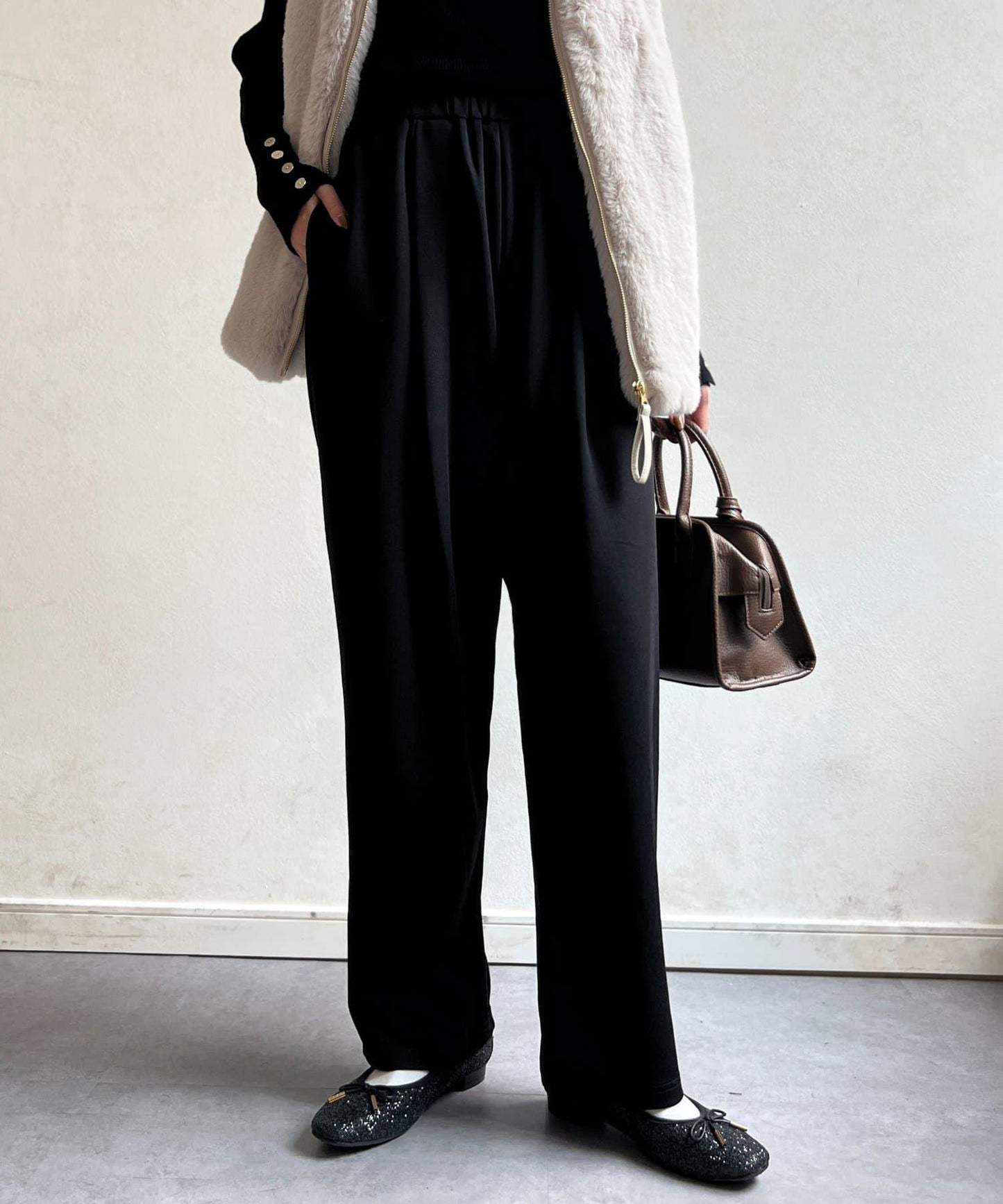 剪裁褶皺錐形褲