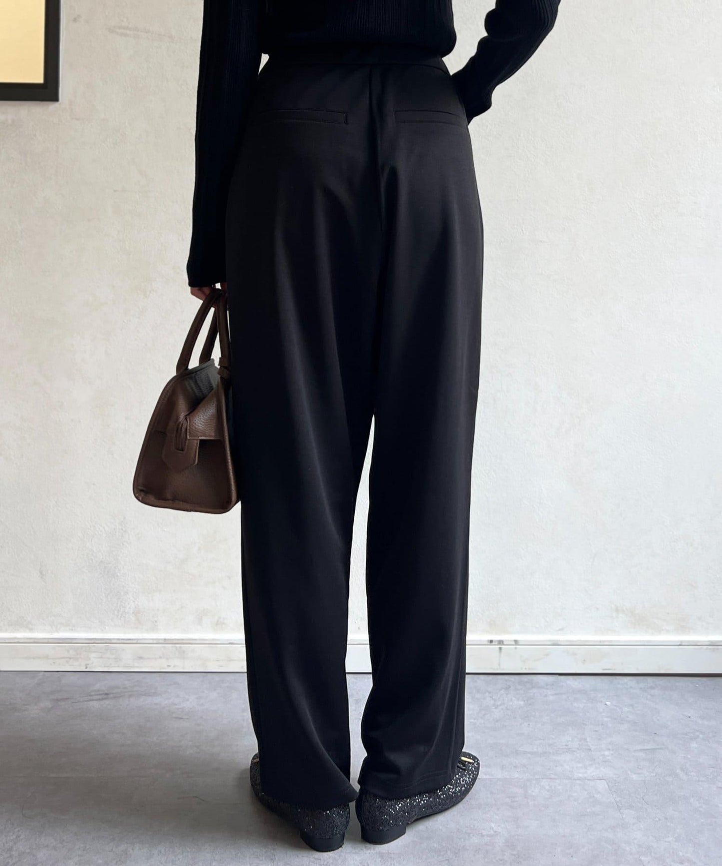 剪裁褶皺錐形褲