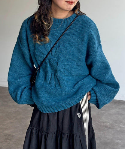 同色系花卉提花針織衫