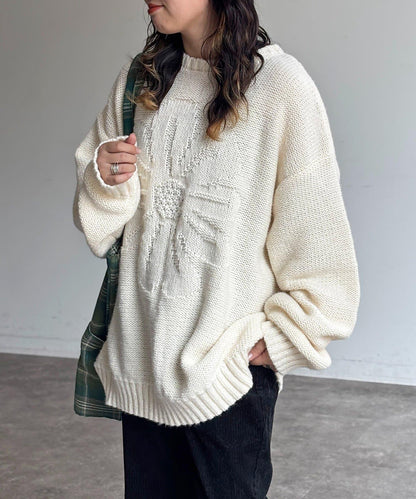 同色系花卉提花針織衫