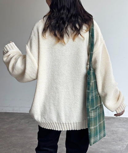 同色系花卉提花針織衫