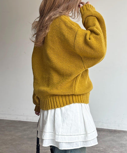 同色系花卉提花針織衫