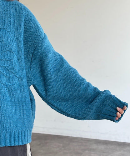 同色系花卉提花針織衫