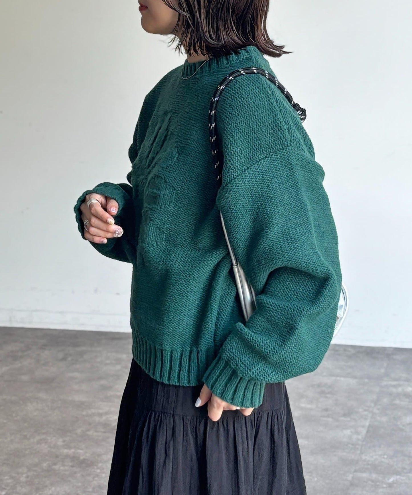 同色系花卉提花針織衫