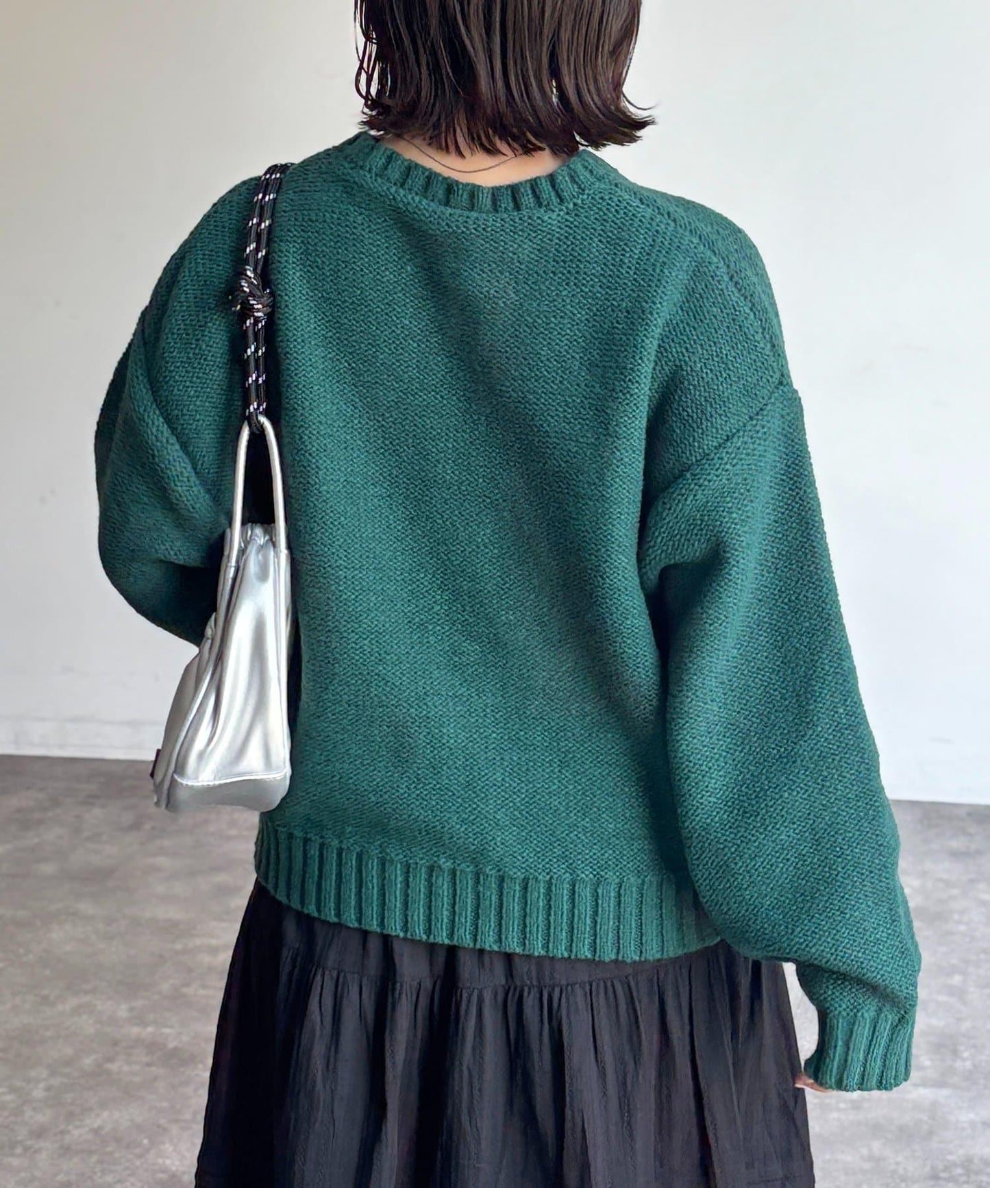 同色系花卉提花針織衫