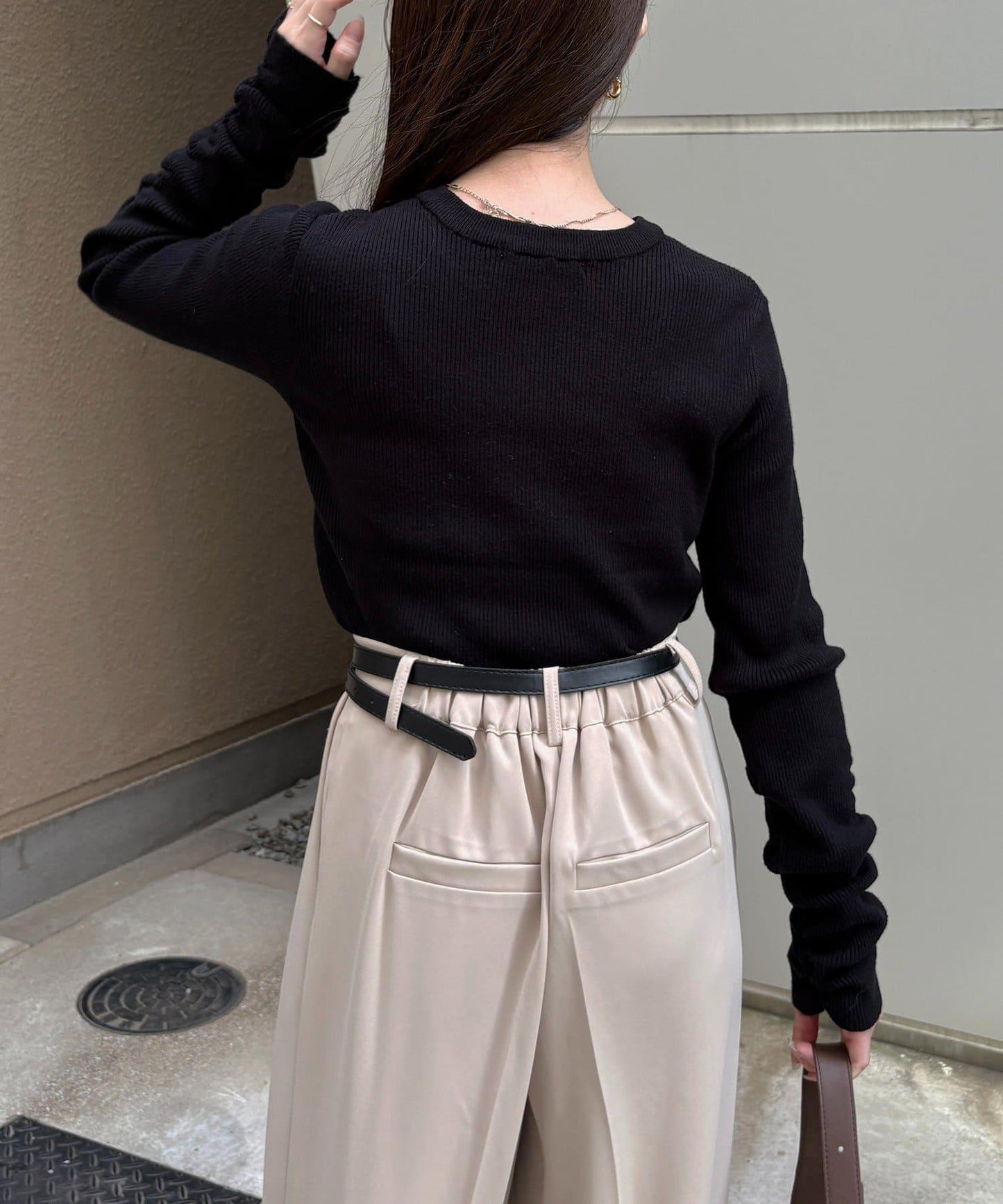 袖部抽褶logo刺繡羅紋針織衫