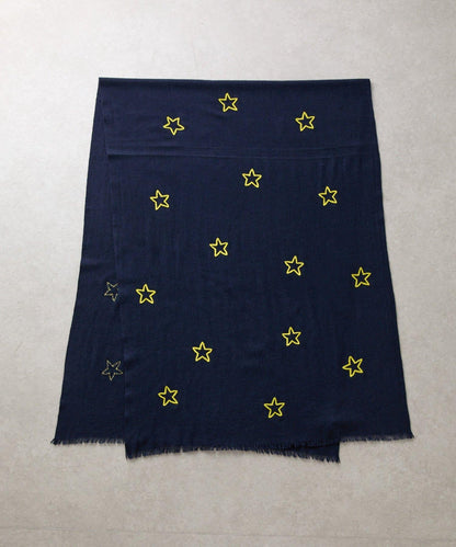 《CITRUS》星星圖案刺繡圍巾