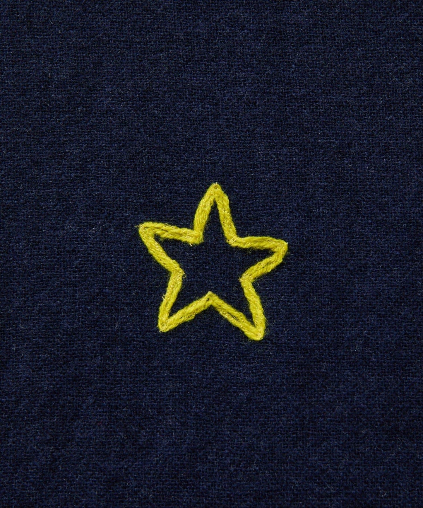 《CITRUS》星星圖案刺繡圍巾