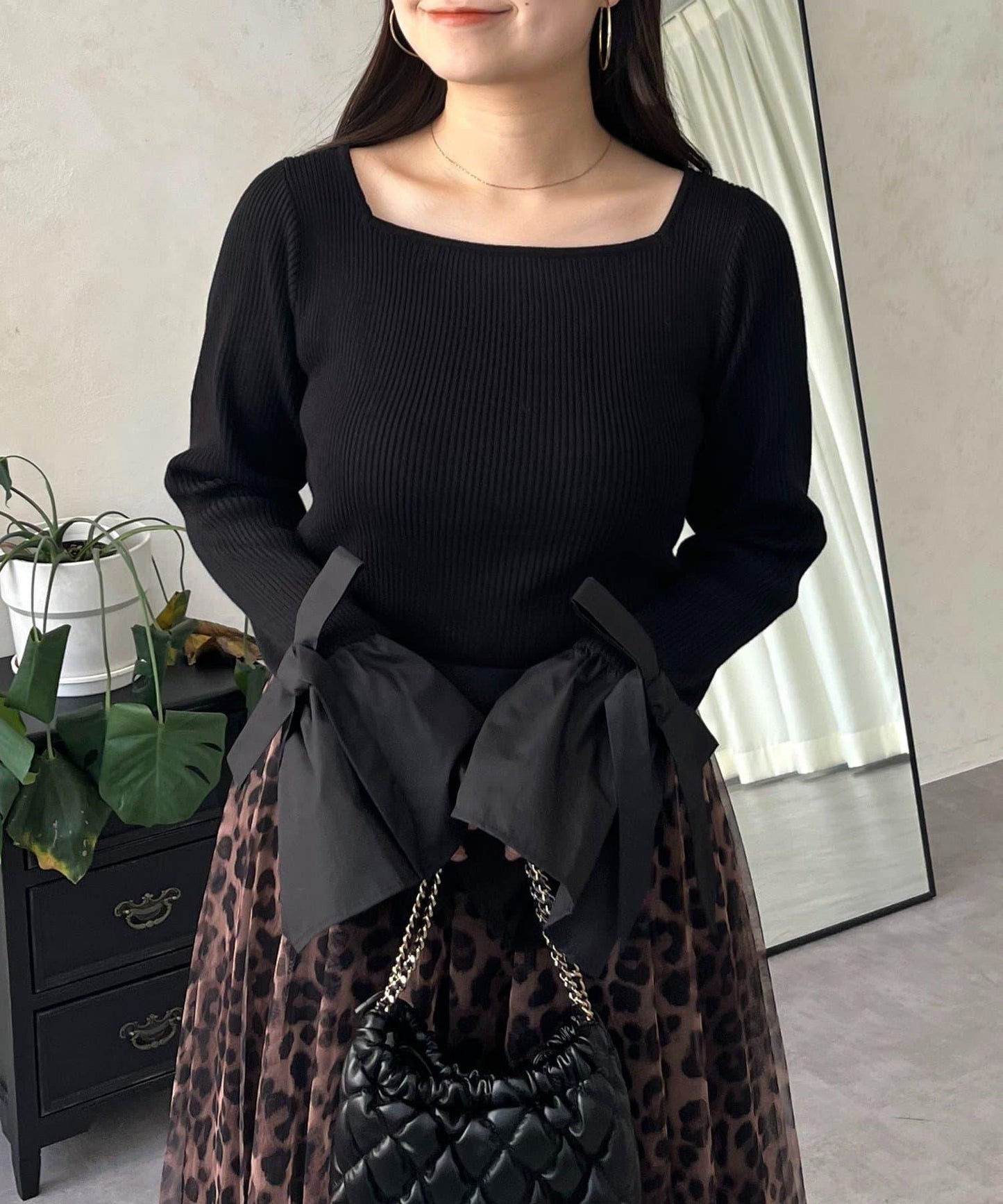 蝴蝶結喇叭袖針織衫