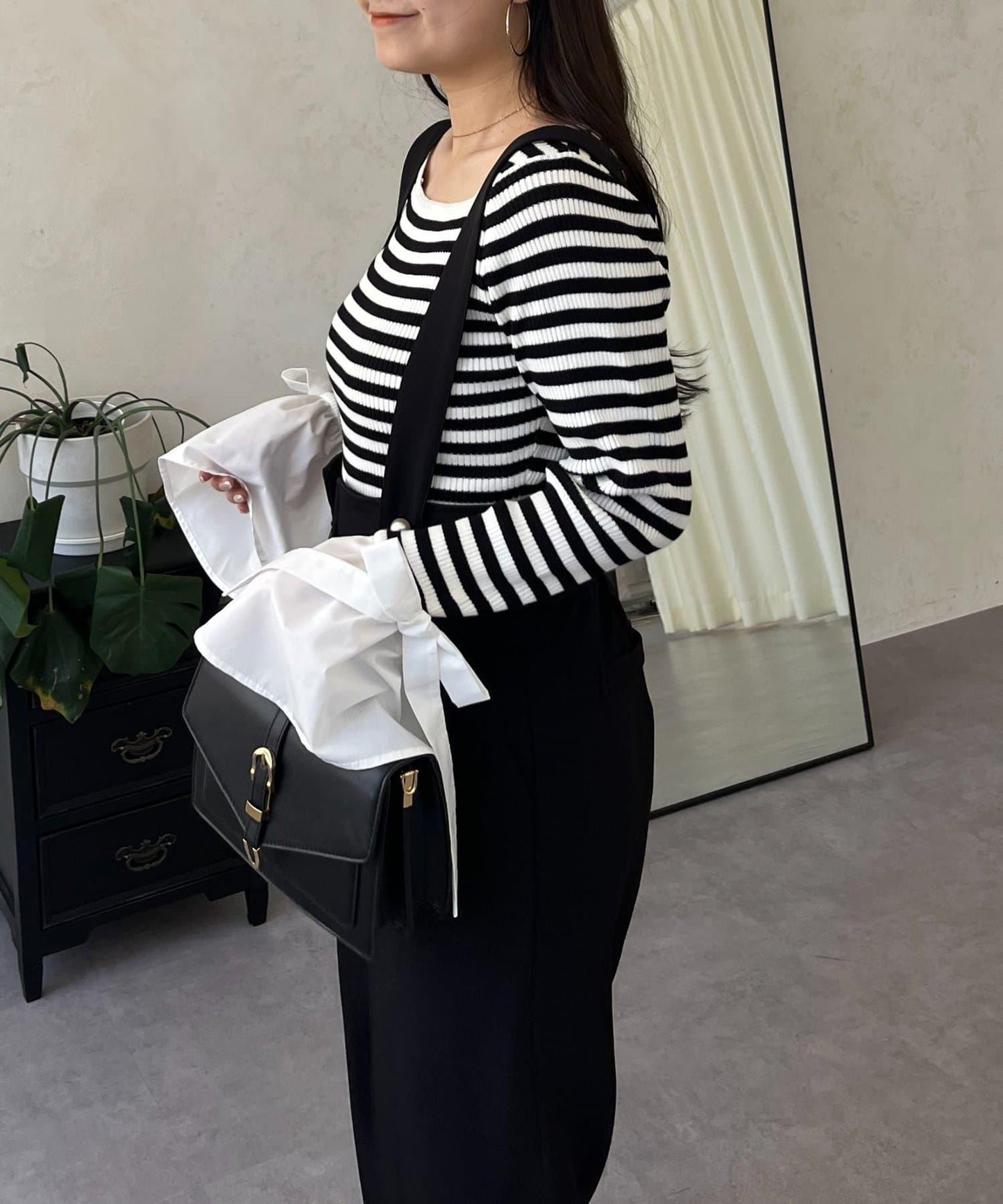 蝴蝶結喇叭袖針織衫