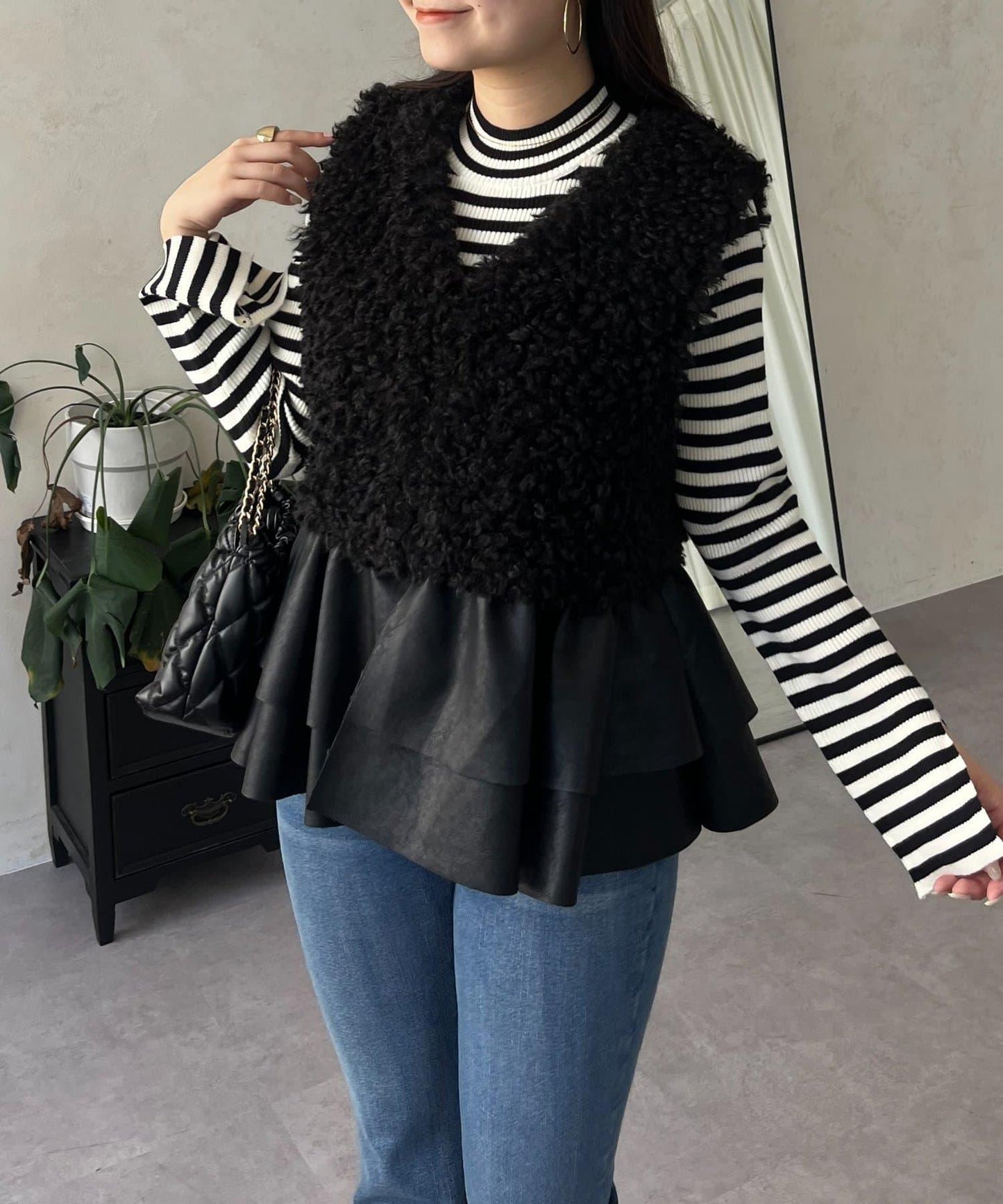 皮革荷葉邊毛絨馬甲