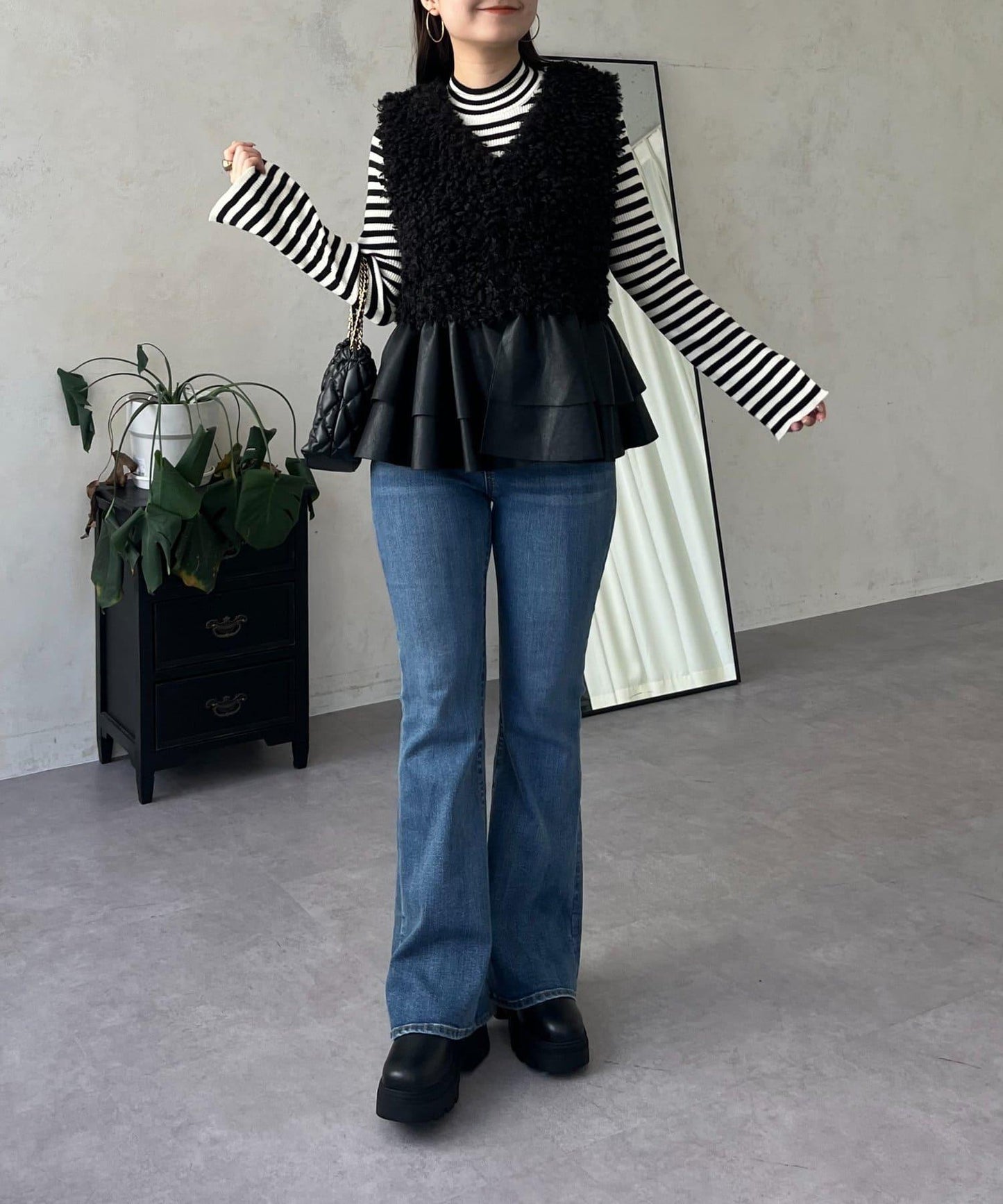 皮革荷葉邊毛絨馬甲