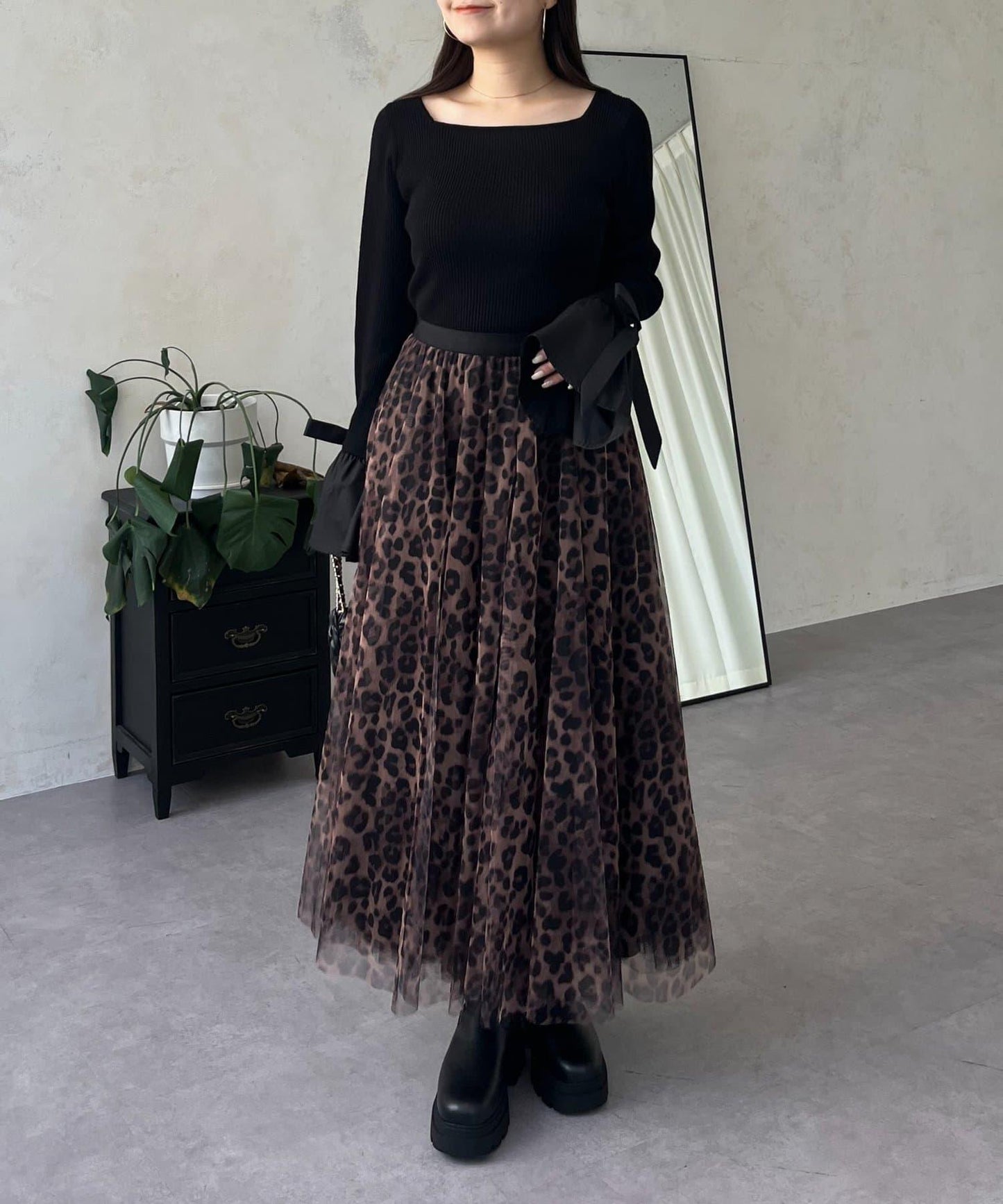 蝴蝶結喇叭袖針織衫