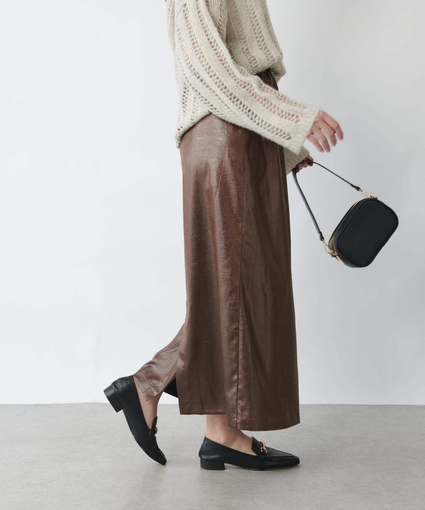 優雅風格亮麵皮革修身半身裙