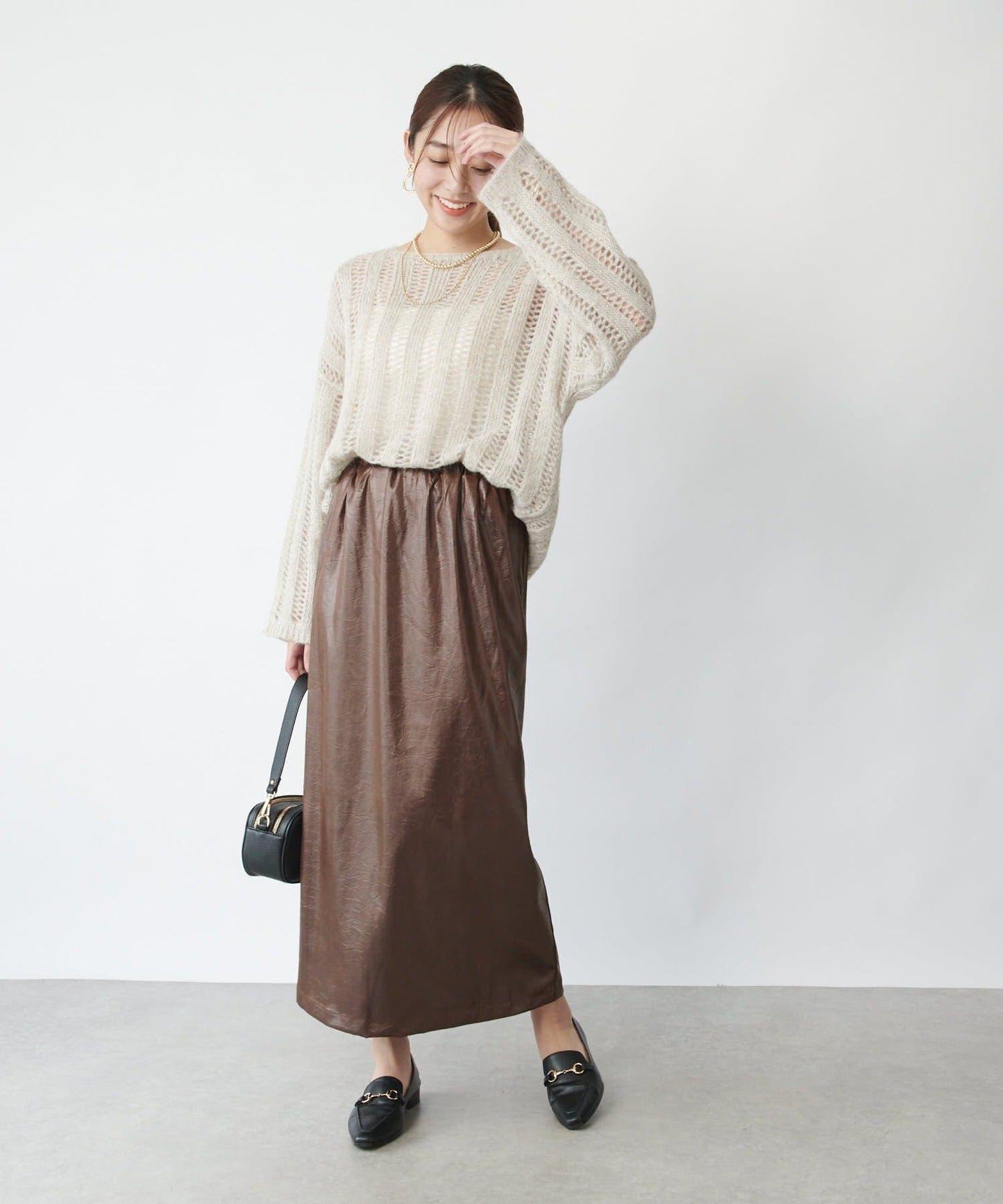 優雅風格亮麵皮革修身半身裙