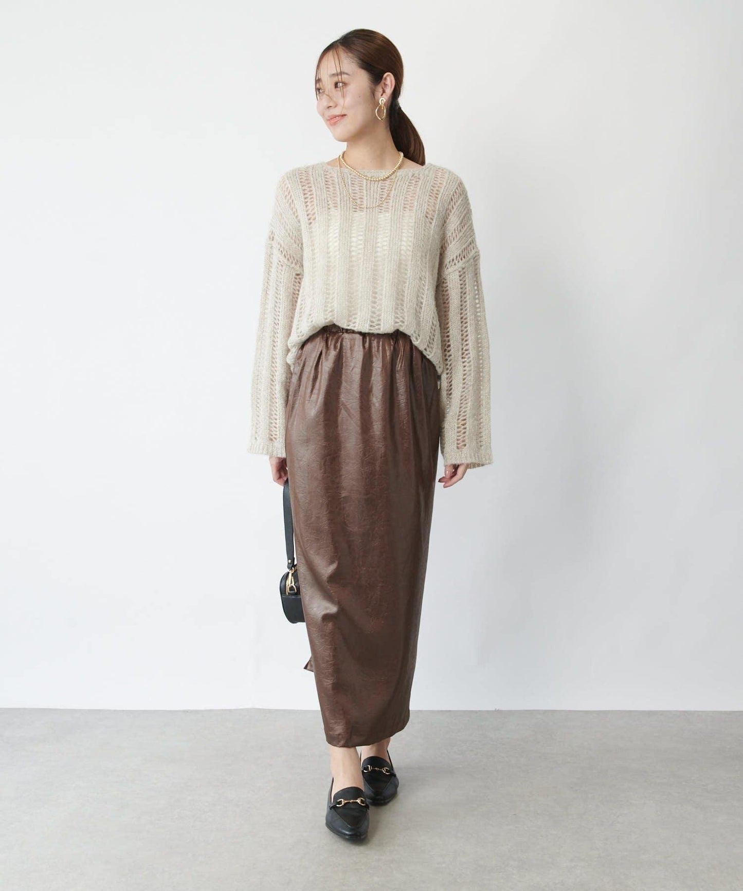 優雅風格亮麵皮革修身半身裙