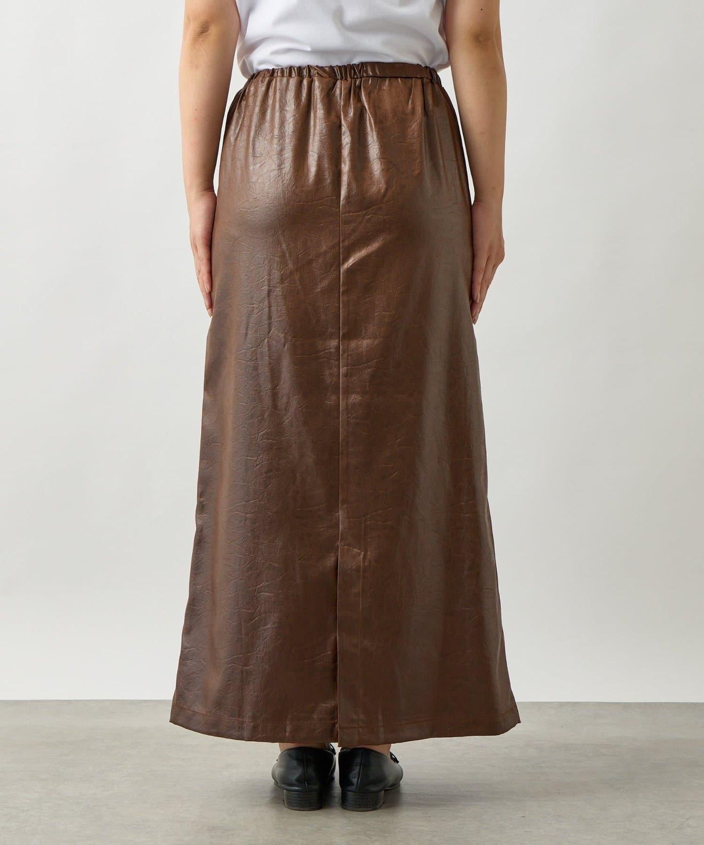 優雅風格亮麵皮革修身半身裙