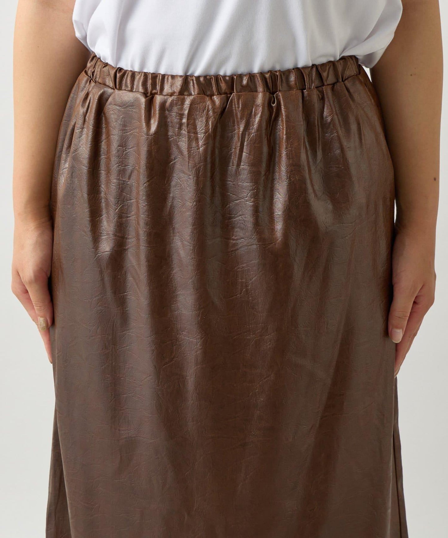 優雅風格亮麵皮革修身半身裙