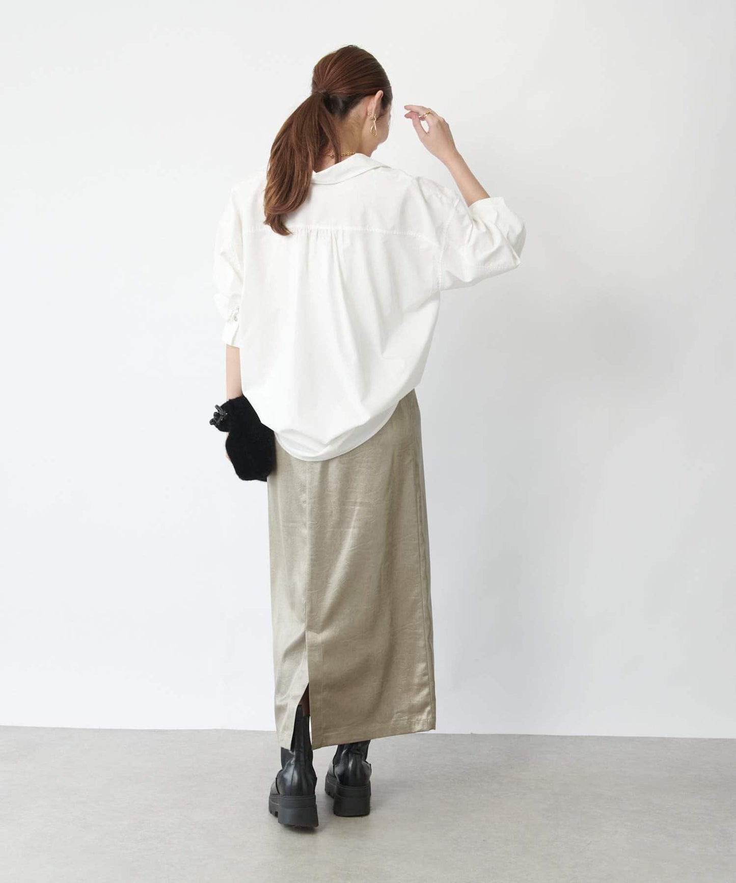 優雅風格亮麵皮革修身半身裙