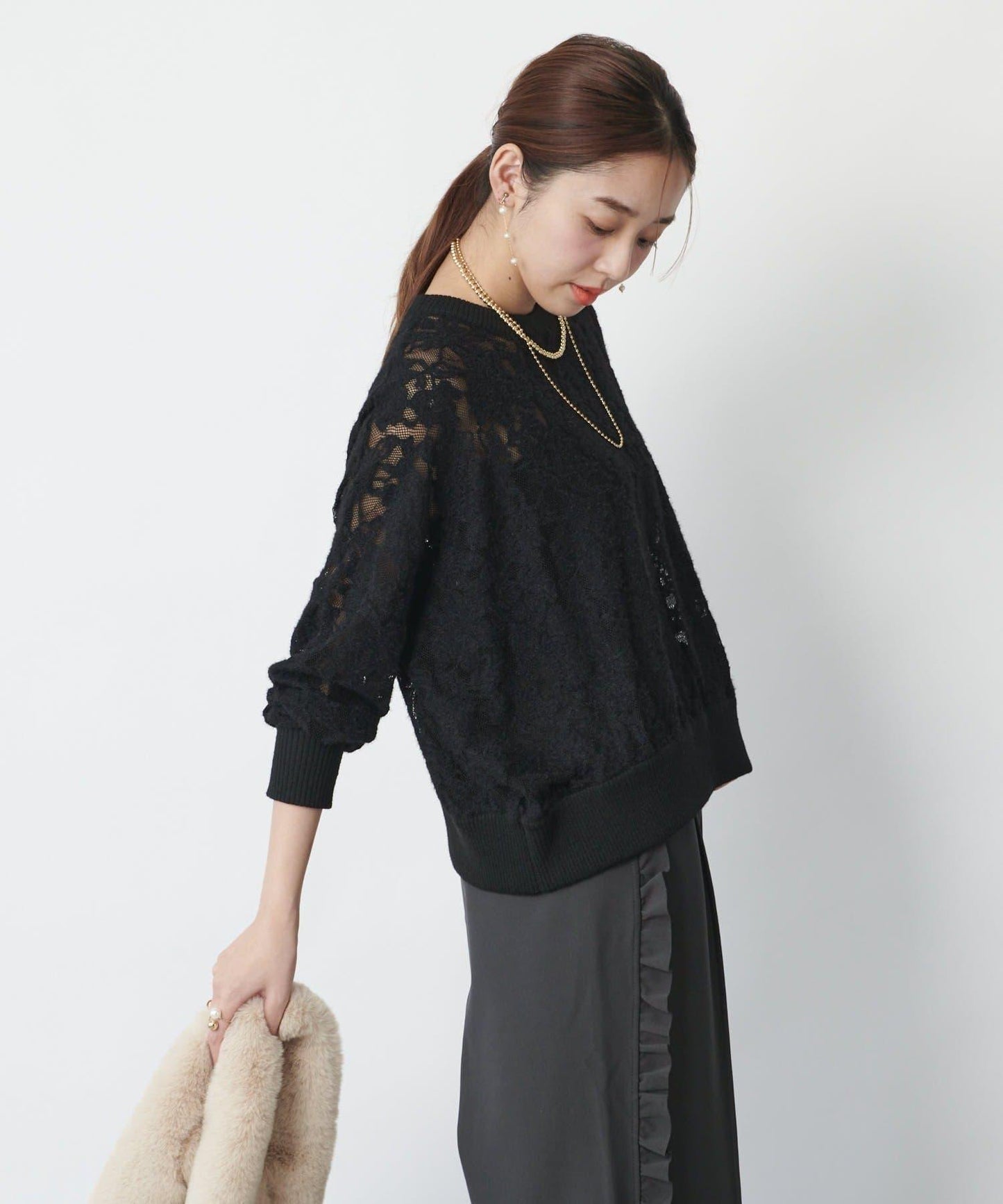 高雅透視感磨毛蕾絲套頭衫