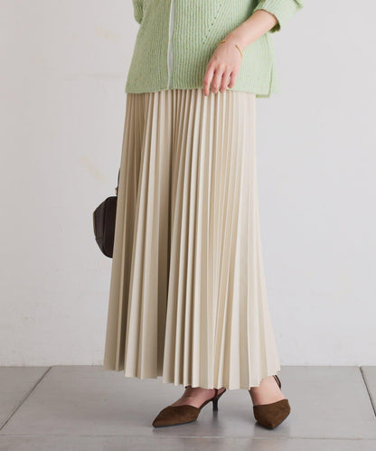 【不顯身材曲線】仿皮百褶裙