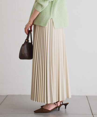 【不顯身材曲線】仿皮百褶裙