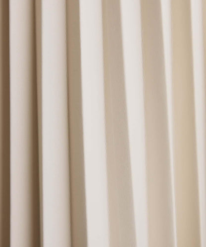 【不顯身材曲線】仿皮百褶裙