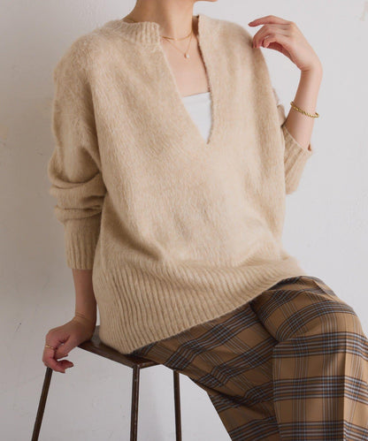 【臀部遮蓋◎】輕盈深V針織衫