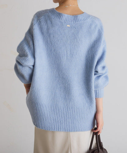 【臀部遮蓋◎】輕盈深V針織衫