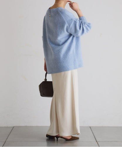 【臀部遮蓋◎】輕盈深V針織衫