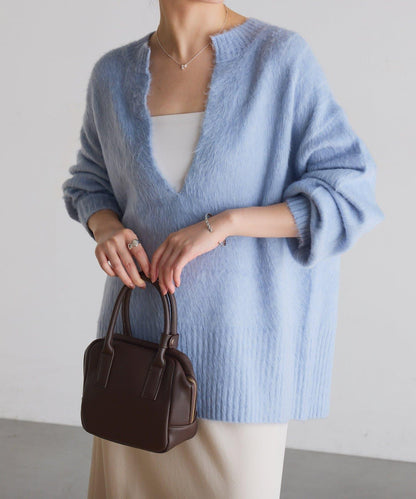 【臀部遮蓋◎】輕盈深V針織衫