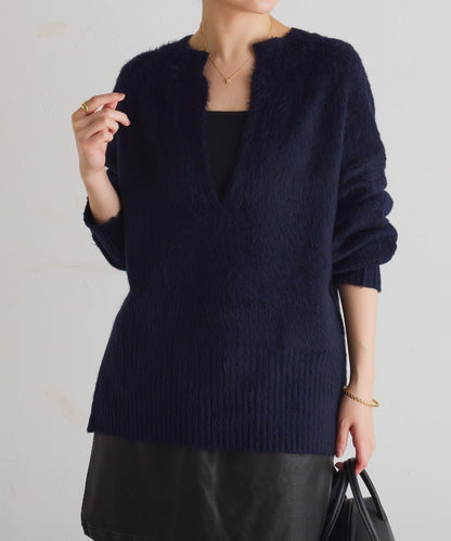 【臀部遮蓋◎】輕盈深V針織衫