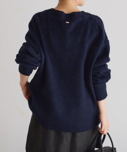 【臀部遮蓋◎】輕盈深V針織衫