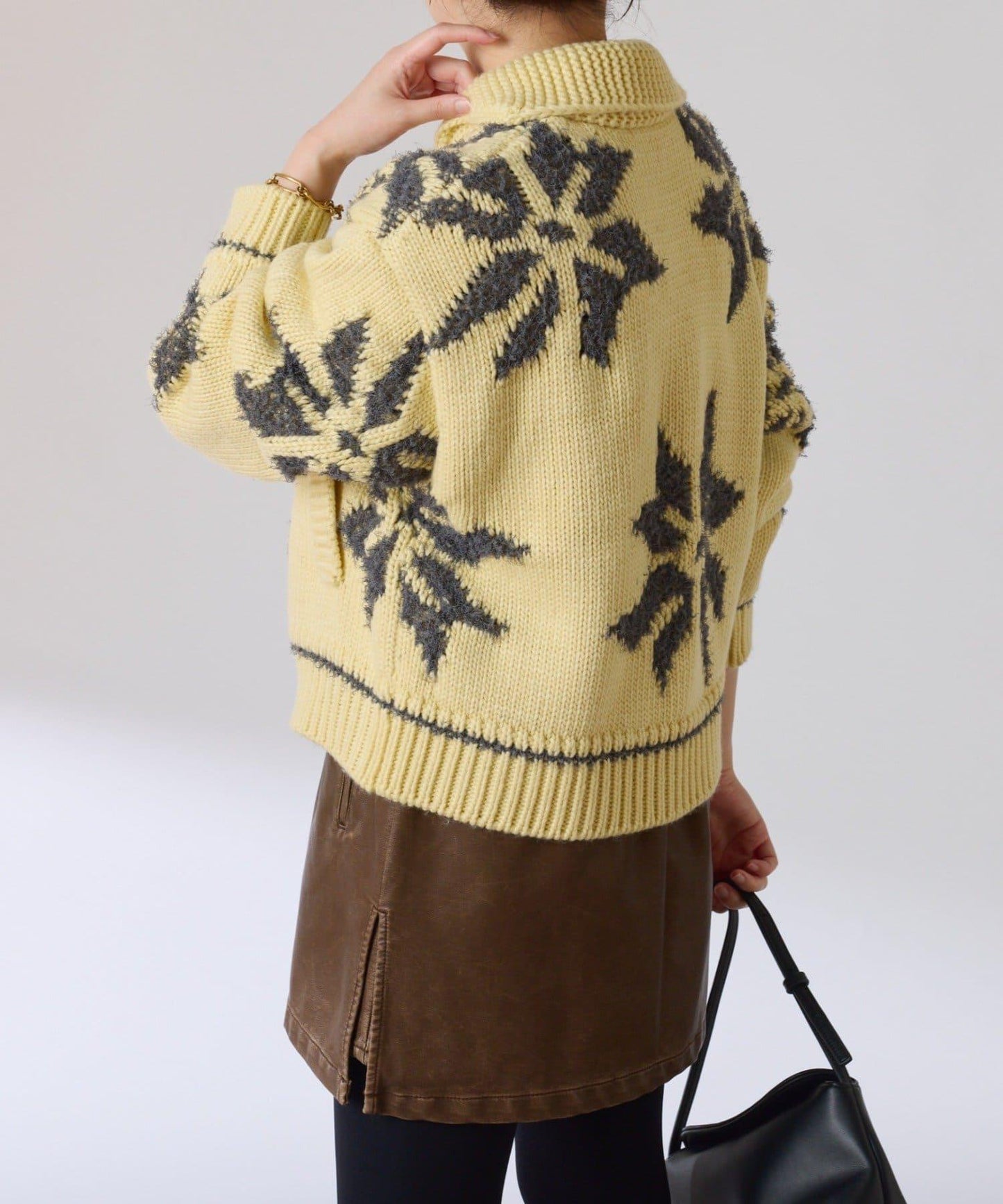 大圖案考究開衫