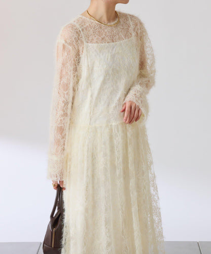 薄紗褶皺連衣裙