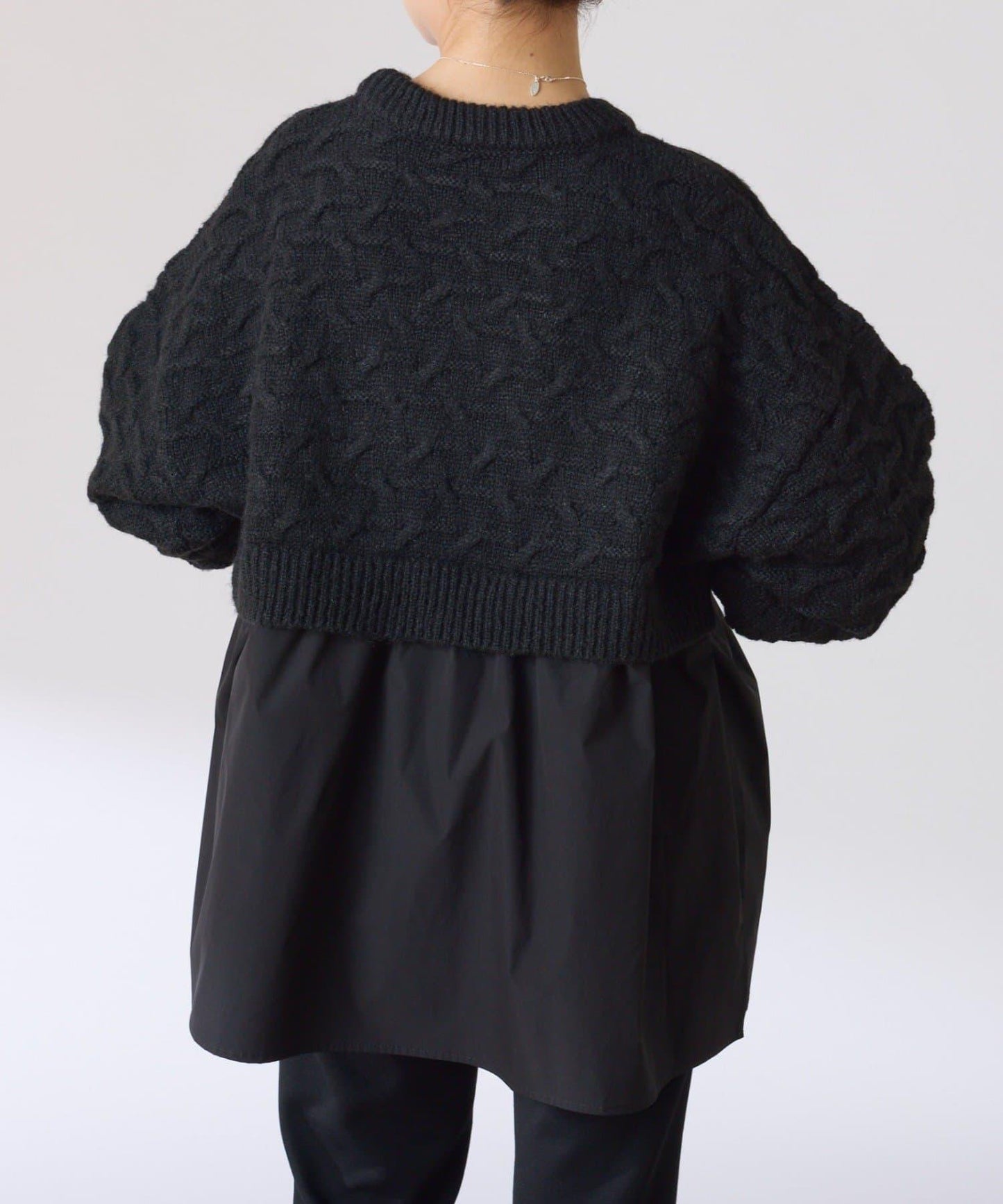 【一件穿出時尚感】拼接編織花紋針織衫