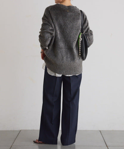 【臀部遮蓋◎】輕盈深V針織衫